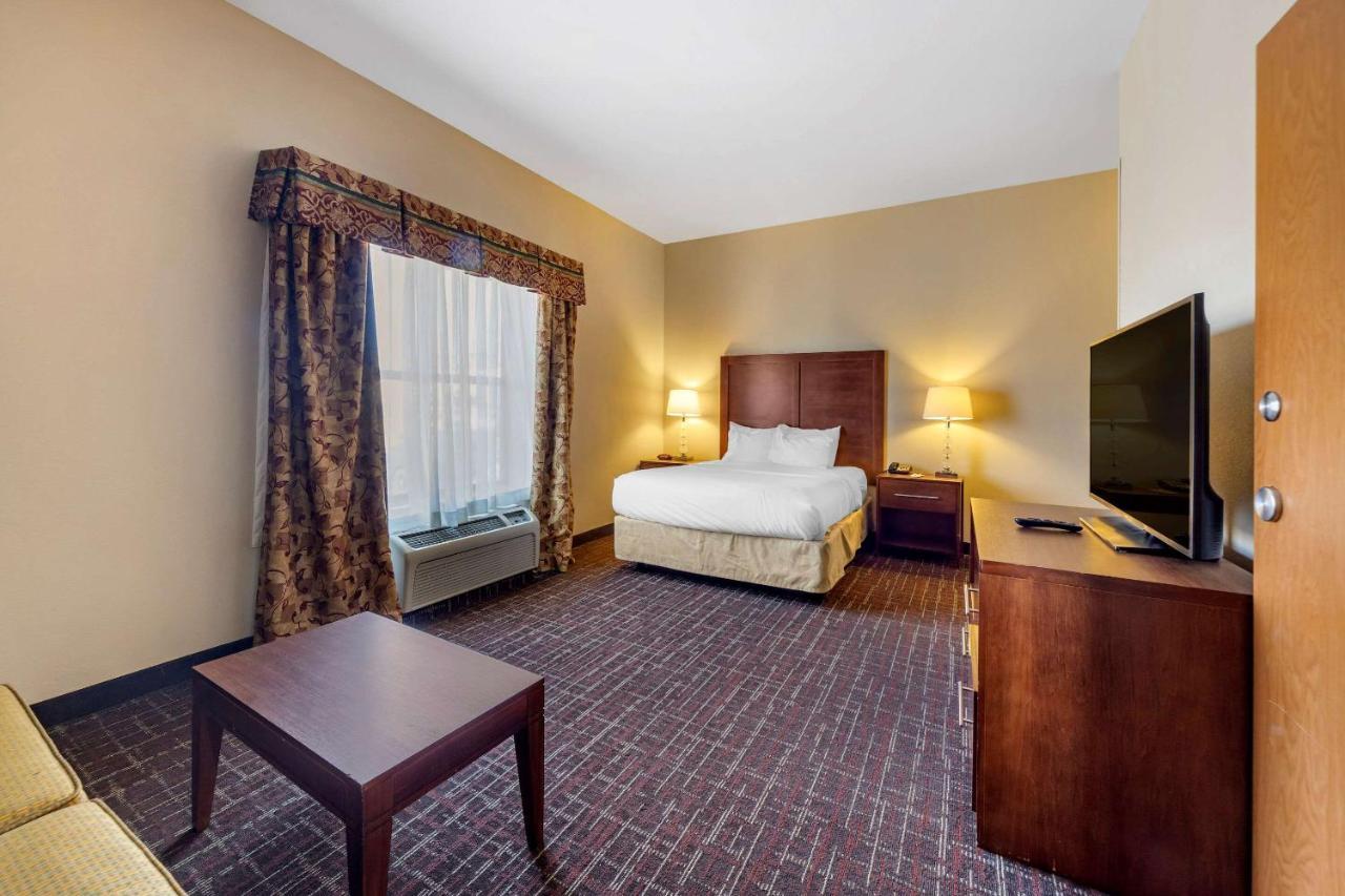 Comfort Inn & Suites Shawnee North Near I-40 Экстерьер фото