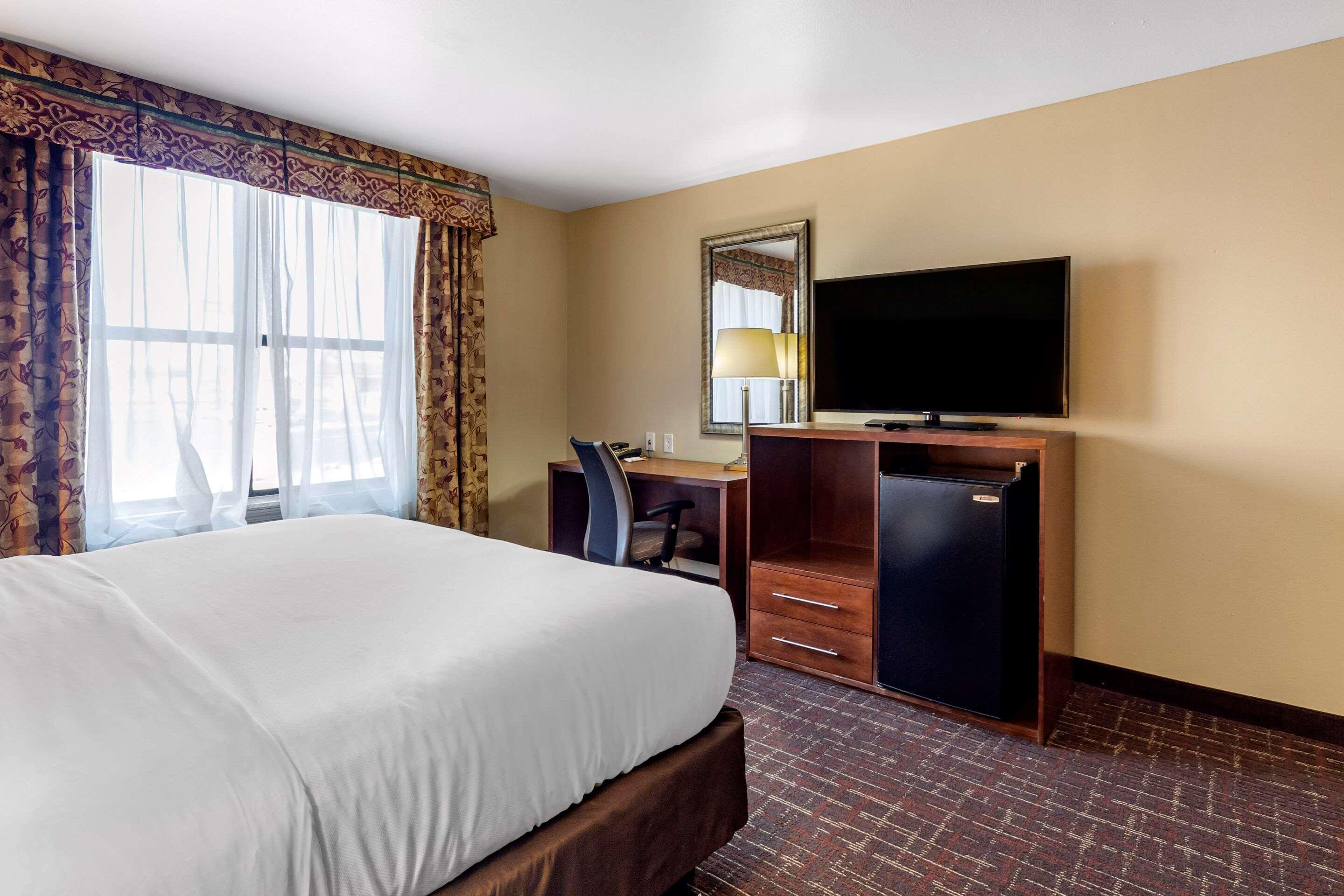 Comfort Inn & Suites Shawnee North Near I-40 Экстерьер фото