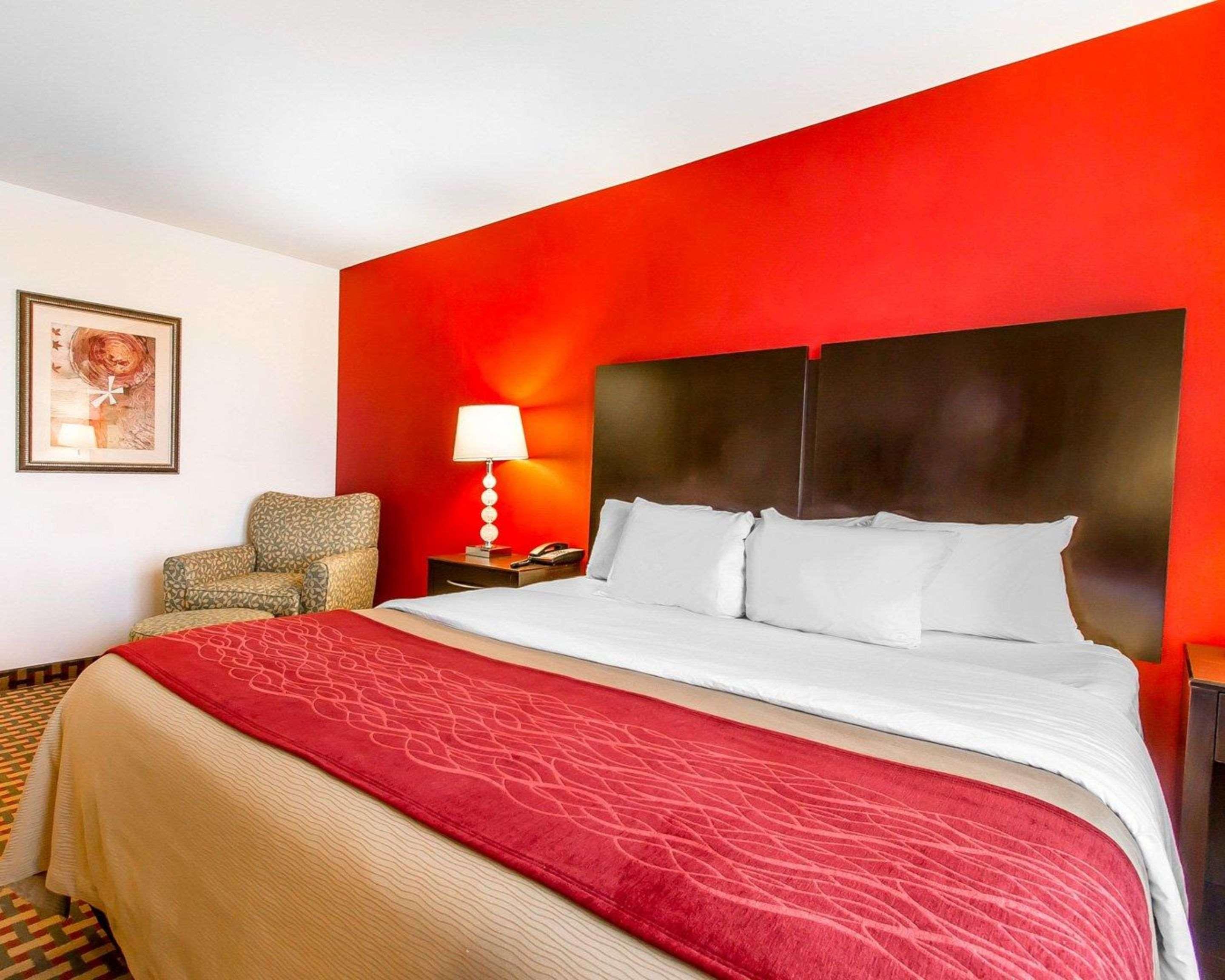 Comfort Inn & Suites Shawnee North Near I-40 Экстерьер фото
