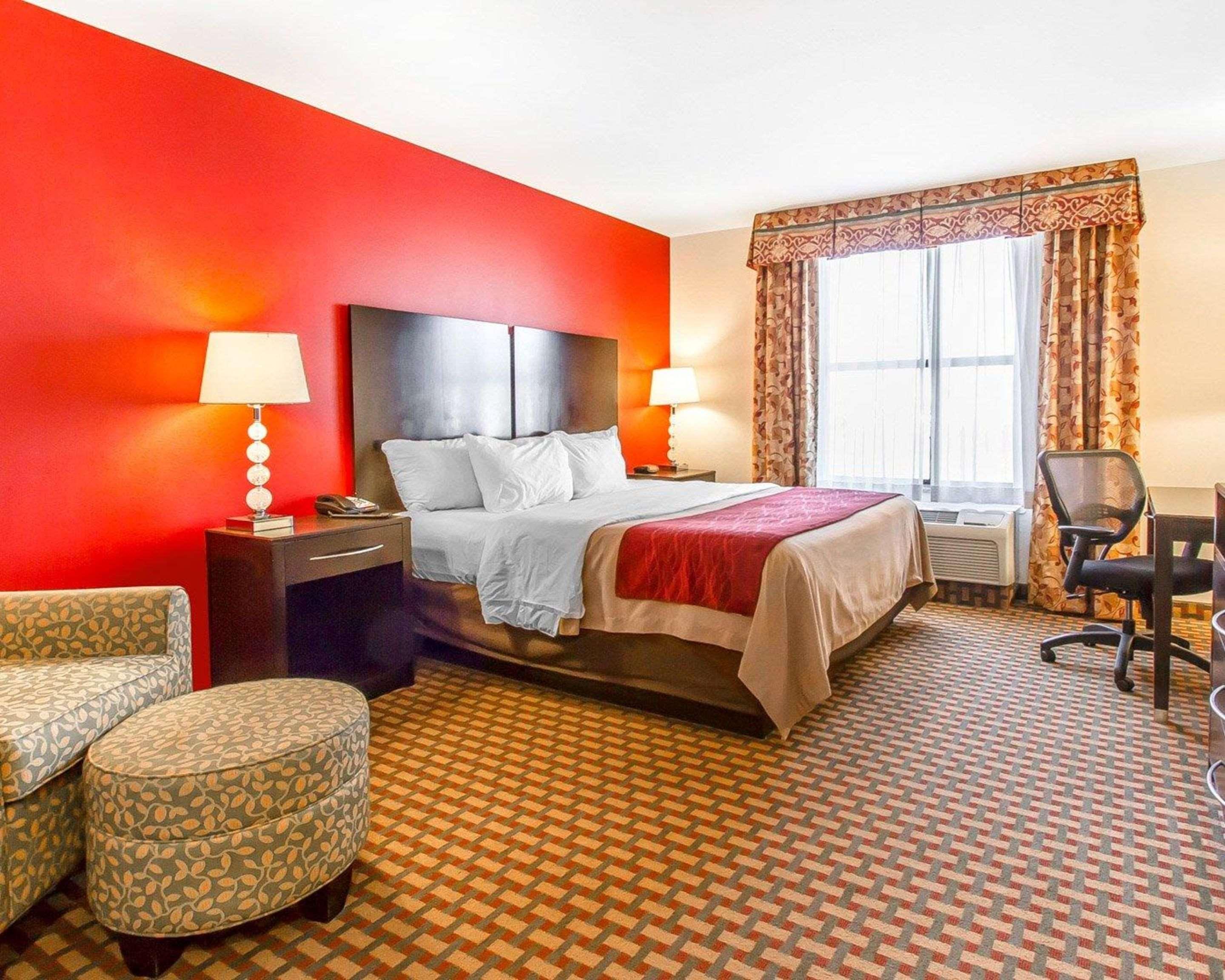 Comfort Inn & Suites Shawnee North Near I-40 Экстерьер фото
