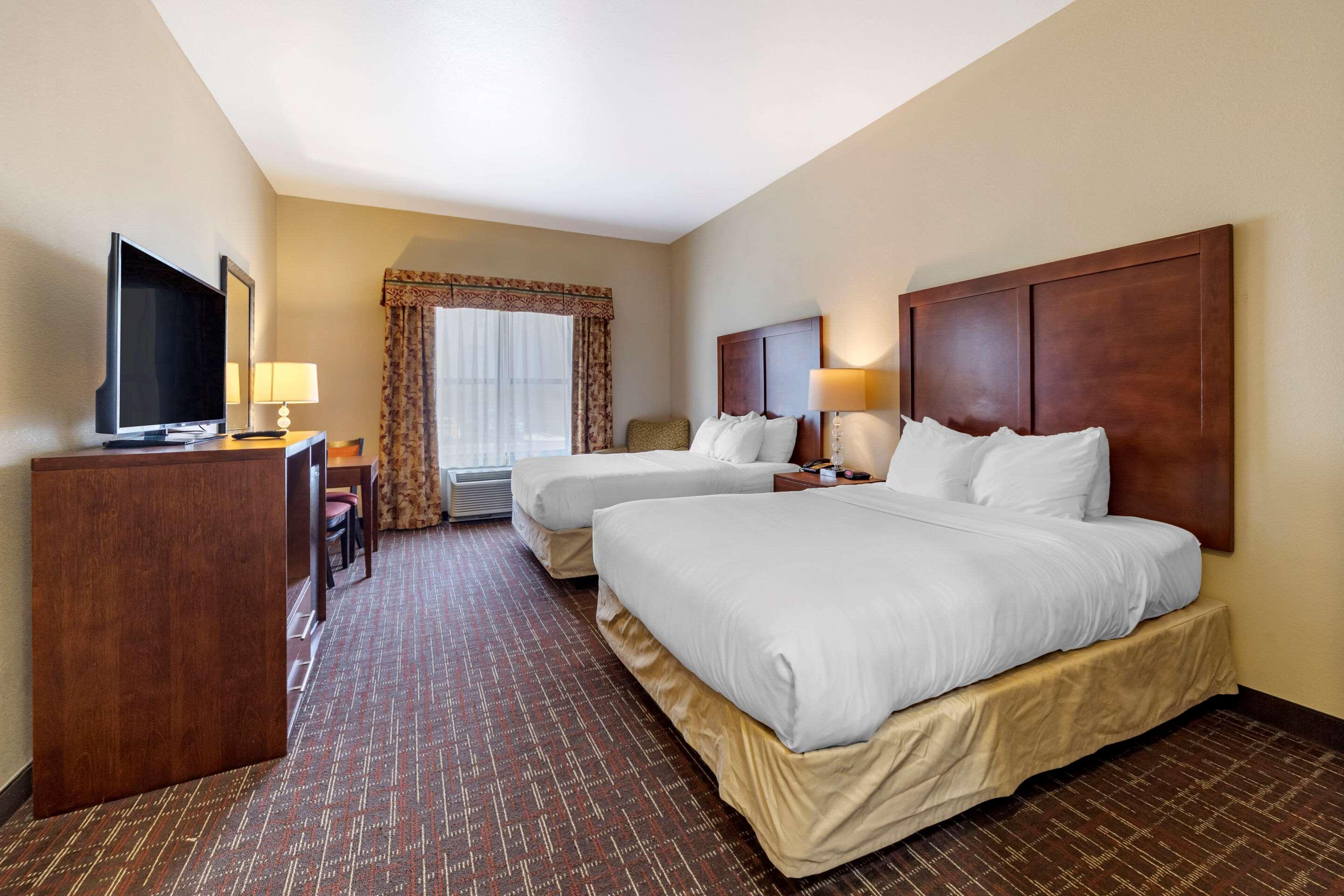 Comfort Inn & Suites Shawnee North Near I-40 Экстерьер фото