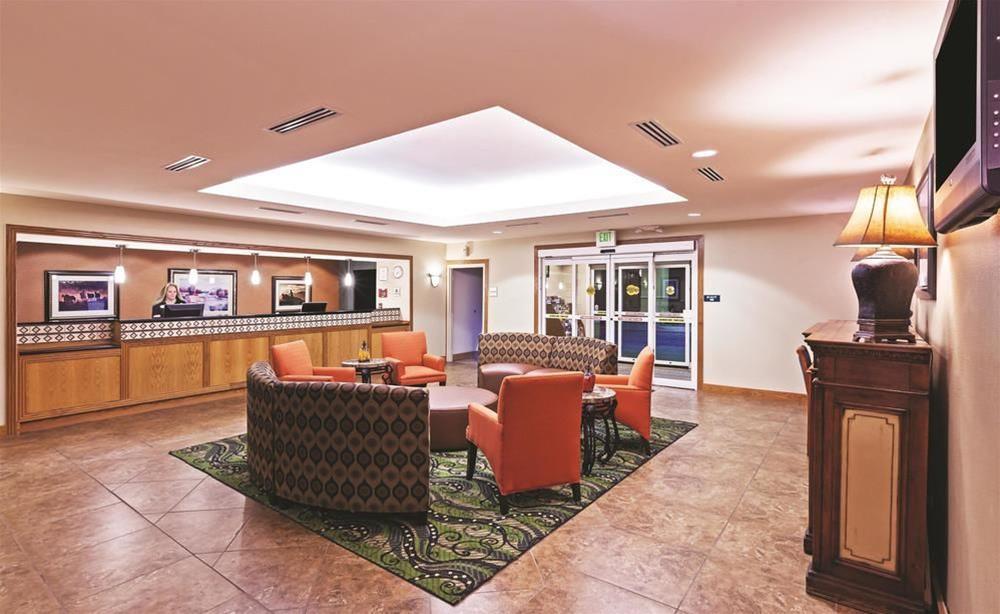 Comfort Inn & Suites Shawnee North Near I-40 Экстерьер фото