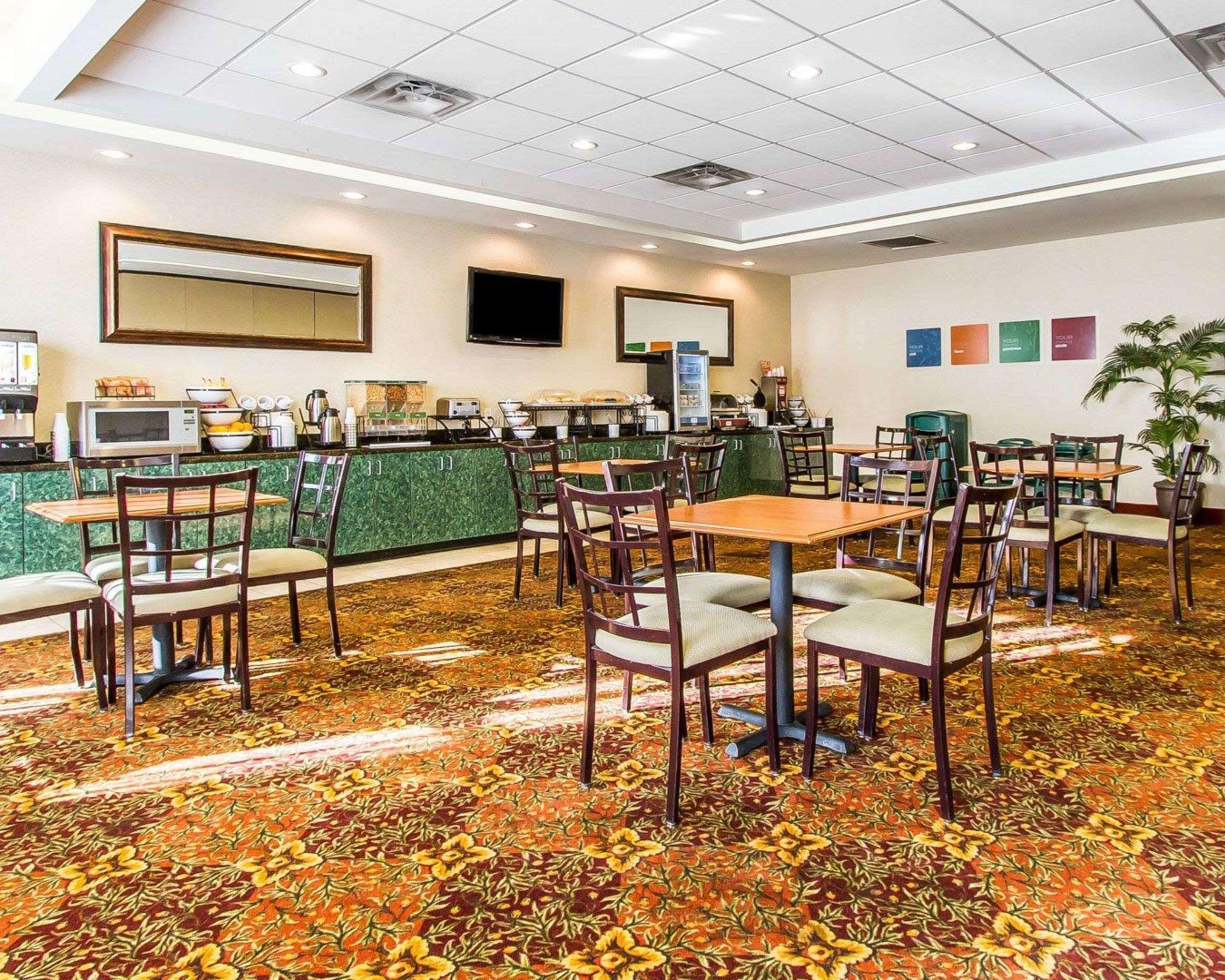 Comfort Inn & Suites Shawnee North Near I-40 Экстерьер фото